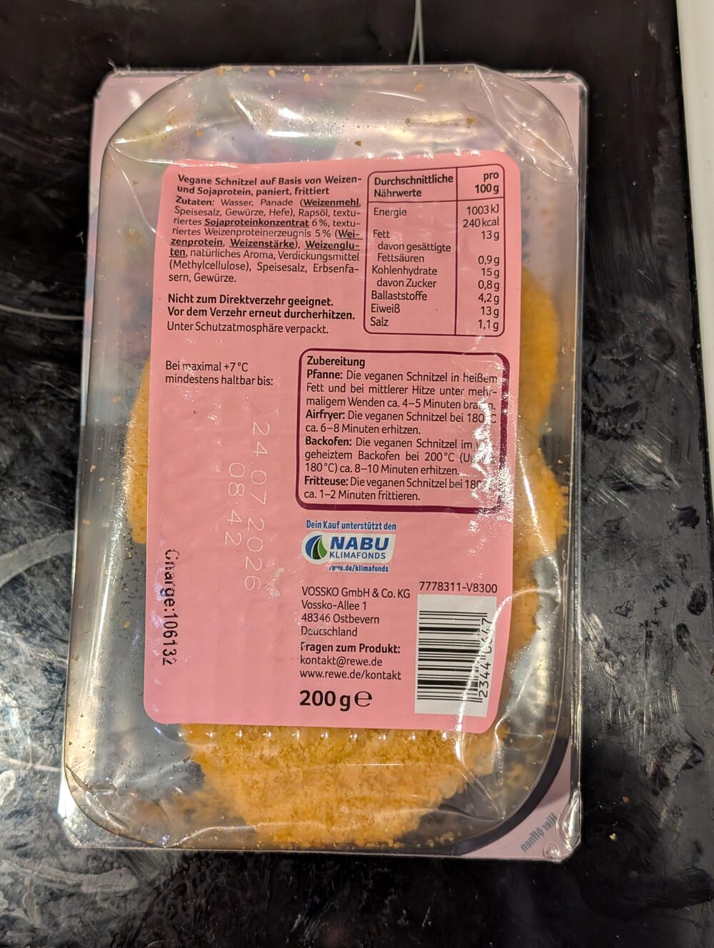 Back of the REWE Beste Wahl vegane Schnitzel packaging, showing ingredients and nutrition